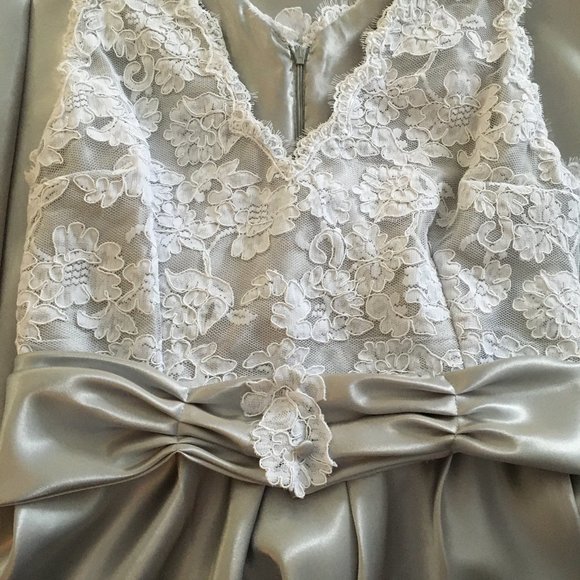 Bridal MOB Dress Silver Satin White Lace V-neck Dress Size 10 Medium - Picture 16 of 16
